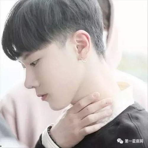 单眼皮男生侧面网红照片,揭秘网红侧颜杀的魅力