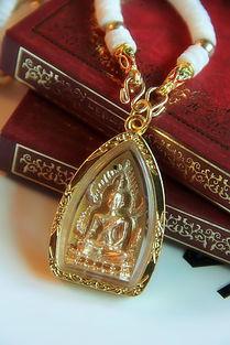 明星佛牌链,神秘力量与时尚潮流的完美融合